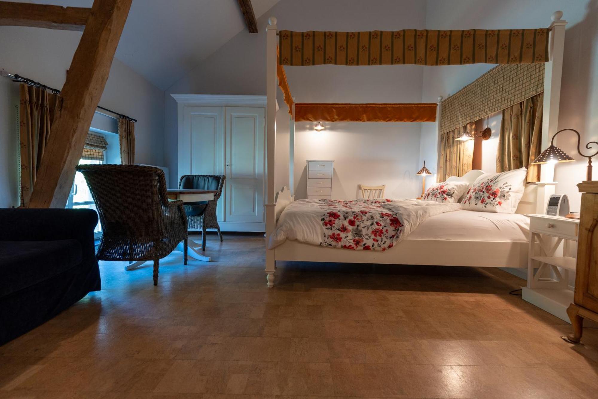 Vakantie Huizen De Heerlijkheid Satenbergh Villa Heers Esterno foto