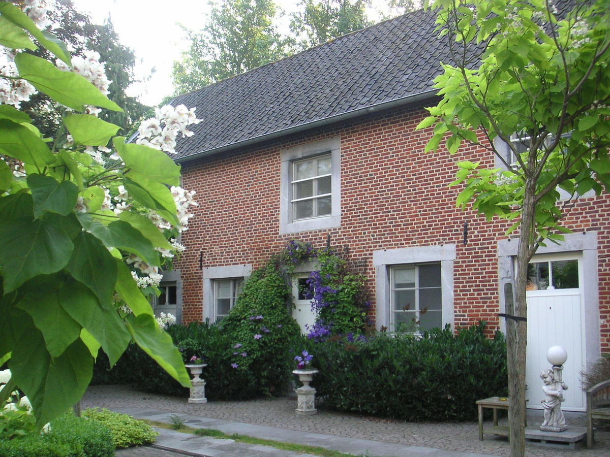 Vakantie Huizen De Heerlijkheid Satenbergh Villa Heers Esterno foto